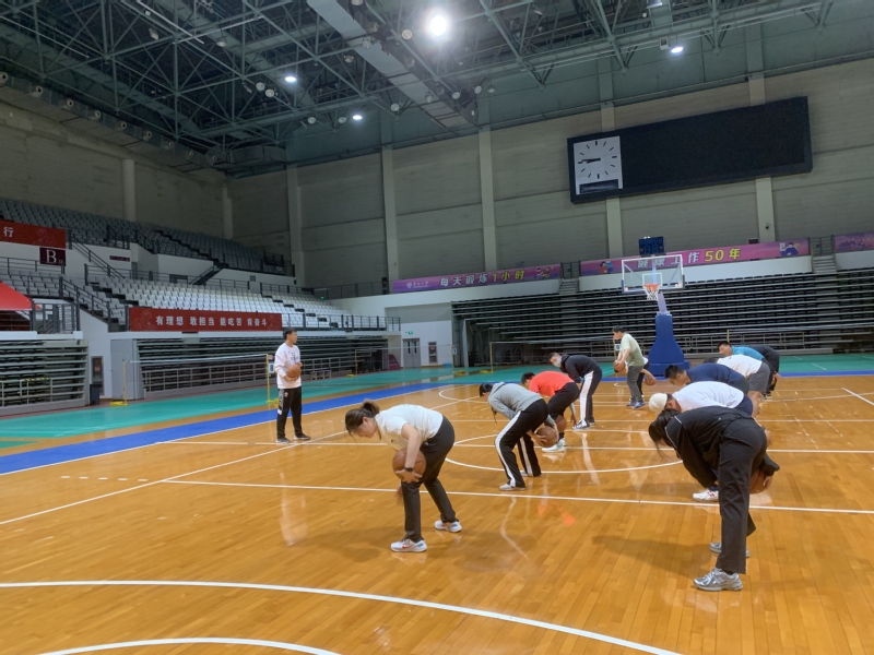 天空体育：纽卡7500万欧+500万欧浮动正式报价谢什科